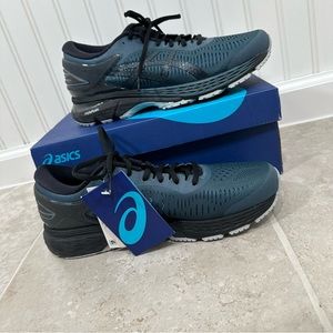 ASICS Gel-Kayano 25, Mens size 8.5, running sneakers